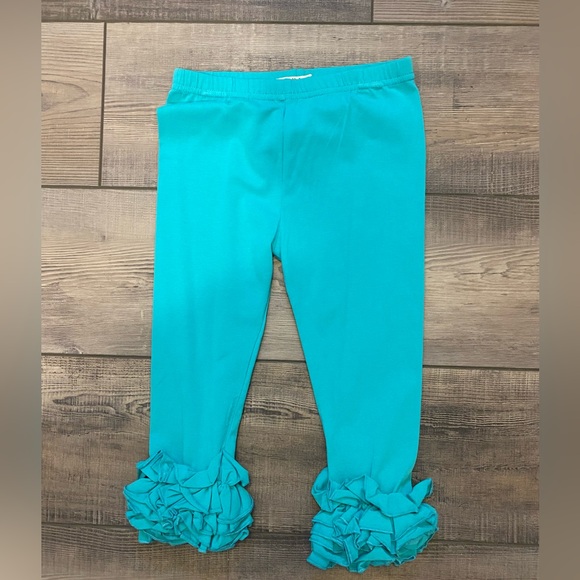 Adorable Essentials Tiered Ruffle Pants 6T - Picture 1 of 4